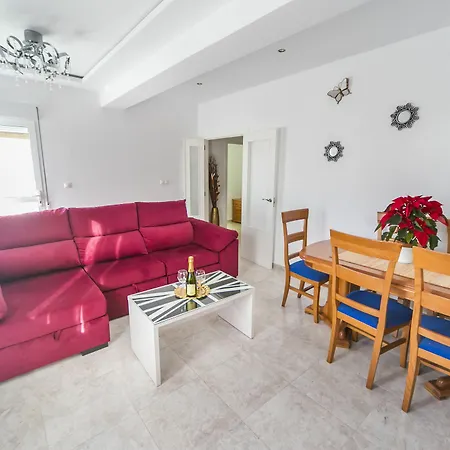 Homely Club Nautico شقة تورّيفيِخا
