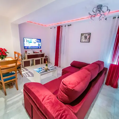 Homely Club Nautico شقة تورّيفيِخا