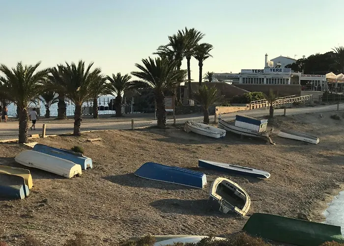 Homely Club Nautico